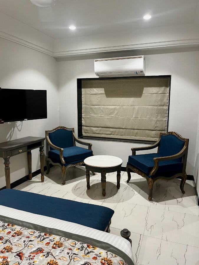 Ratnawali - A Vegetarian Heritage Hotel Jaipur Eksteriør bilde