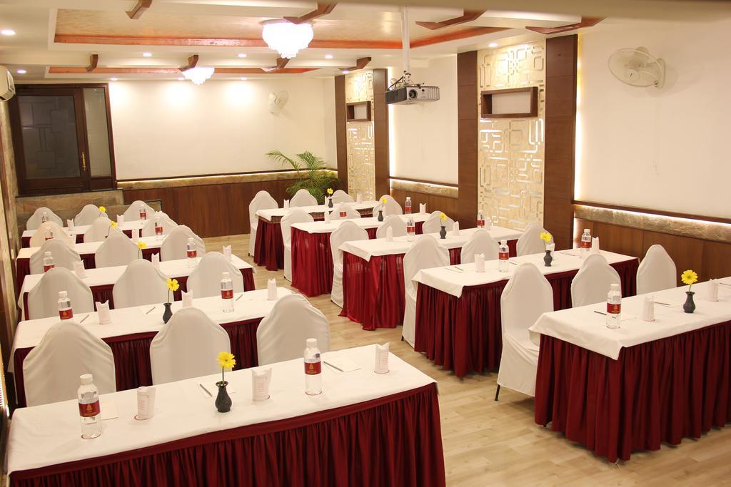 Ratnawali - A Vegetarian Heritage Hotel Jaipur Eksteriør bilde