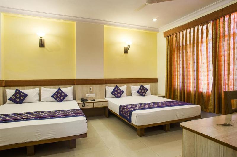 Ratnawali - A Vegetarian Heritage Hotel Jaipur Eksteriør bilde