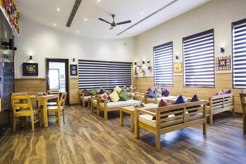 Ratnawali - A Vegetarian Heritage Hotel Jaipur Eksteriør bilde